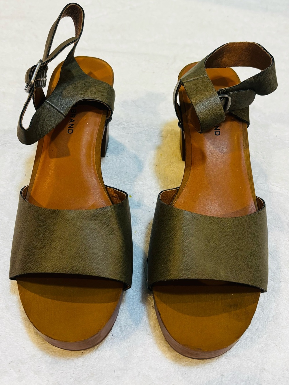 Brand New High Quality Heels By Lucky Brand - Size 9 M - Heel 3 Inches - box 13